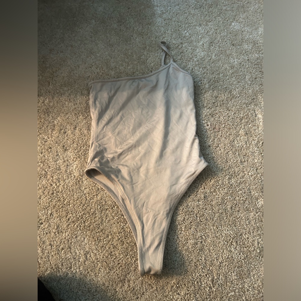Forever 21 Beige bodysuit